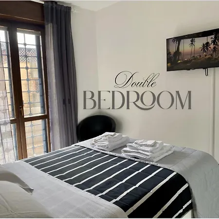 Lecce Holiday Rentals * 레체
